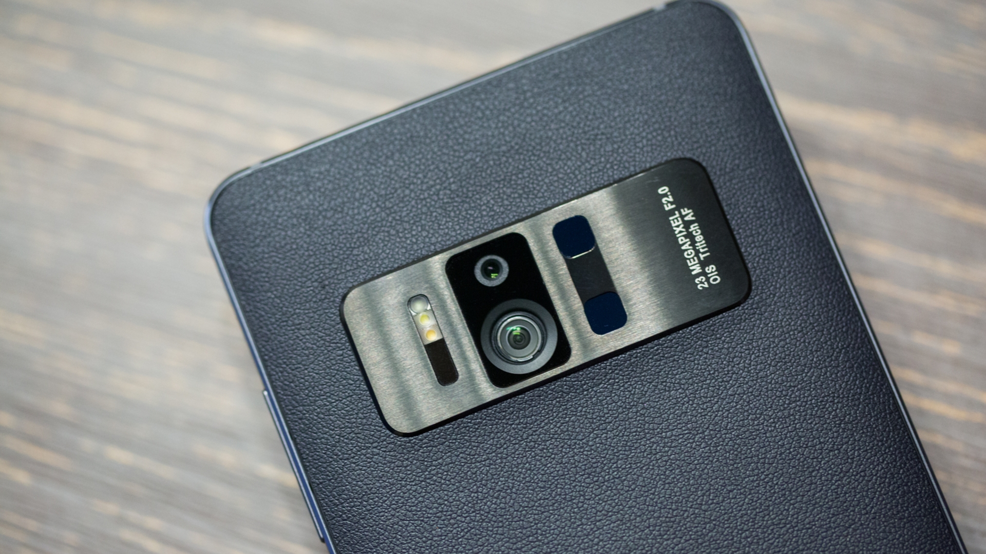 Asus ZenFone AR Asus ZenFone AR