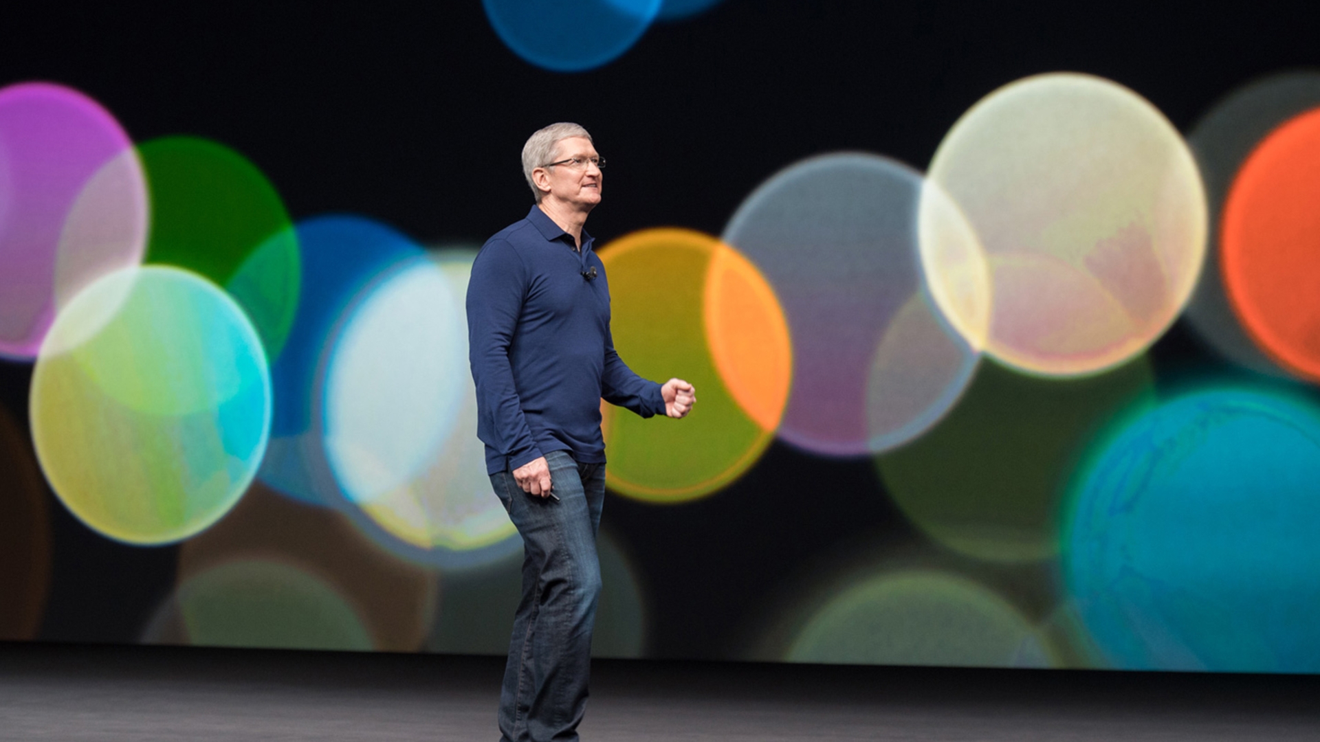 Apple Apple