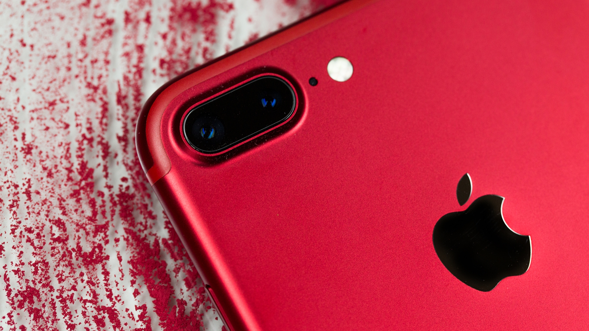 iPhone 7 Plus red