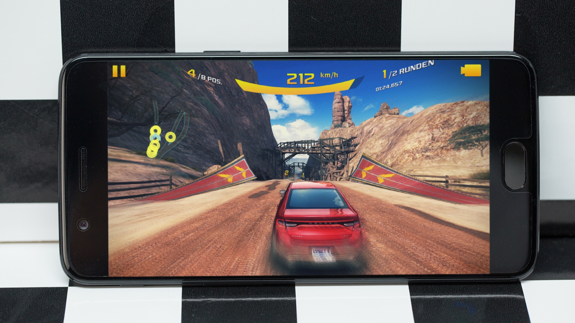 OnePlus 5, Asphalt 8