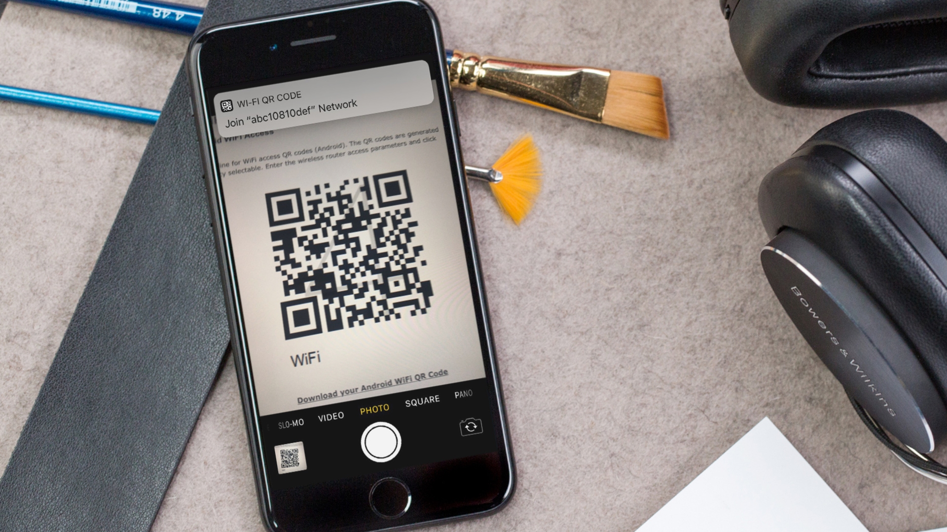 iOS 11 QR Code Reader, Scanner iOS 11 QR Code Reader, Scanner