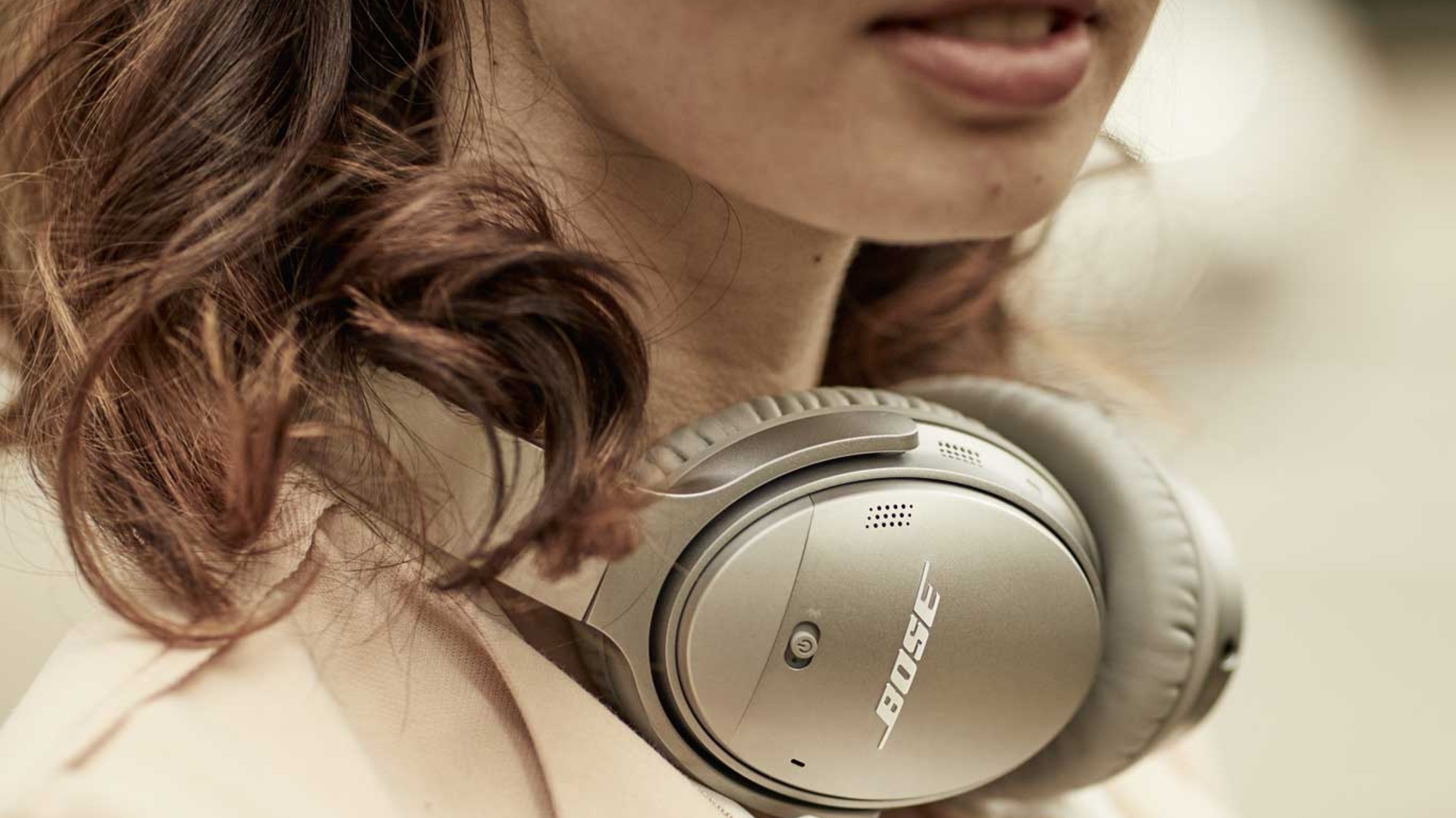 Die Bose QC 35 II sind mit dem Google Assistant ausgestattet Die Bose QC 35 II sind mit dem Google Assistant ausgestattet