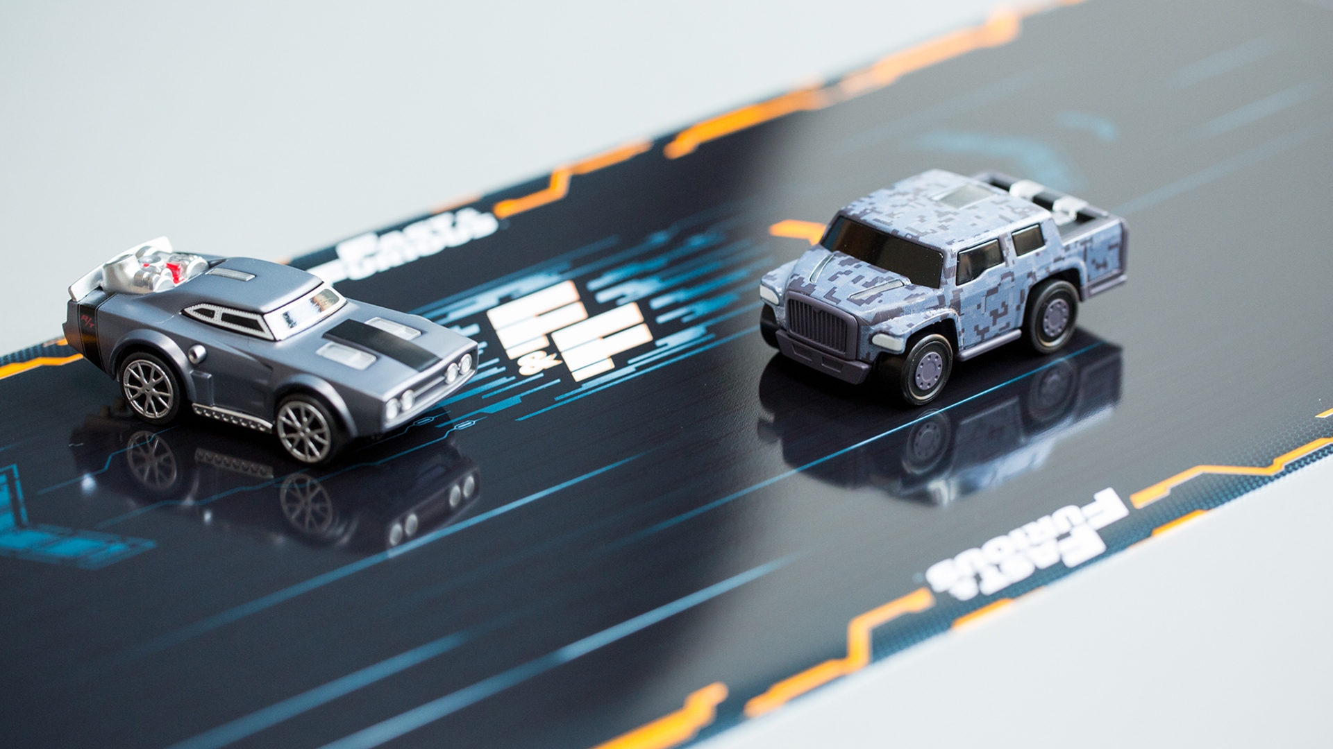 Anki Overdrive Fast Furious im Test mit Hobbs und Dom auf der Rennpiste CURVED