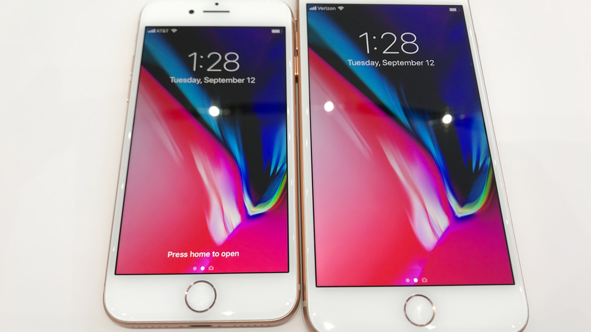 iPhone 8, Plus iPhone 8, Plus