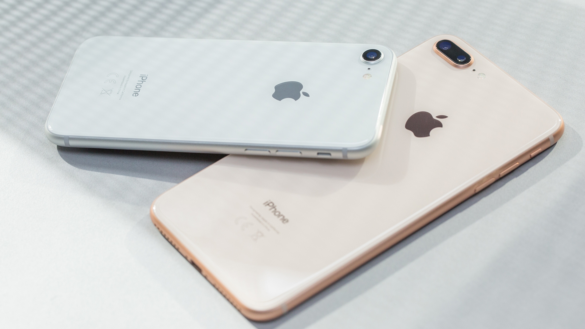 iPhone 8 und iPhone 8 Plus iPhone 8 und iPhone 8 Plus