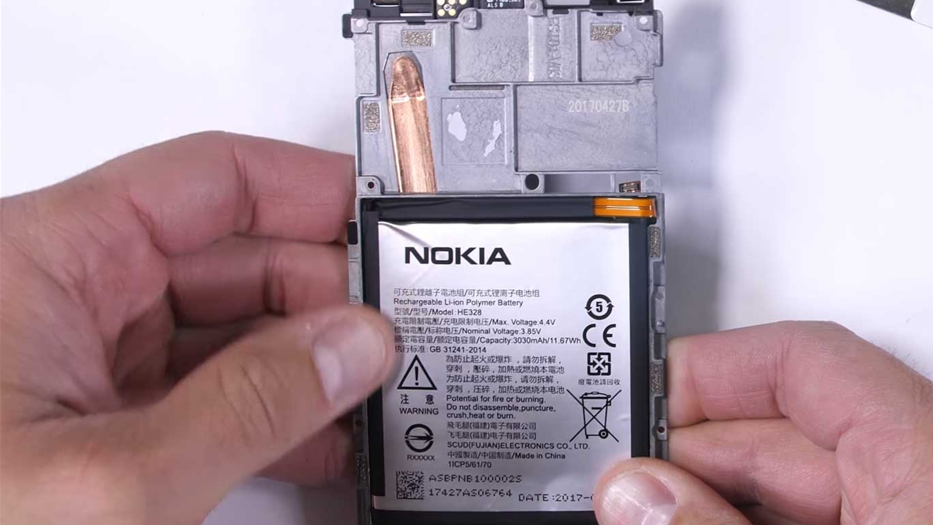 Das Nokia 8 ist stabil gebaut Das Nokia 8 ist stabil gebaut