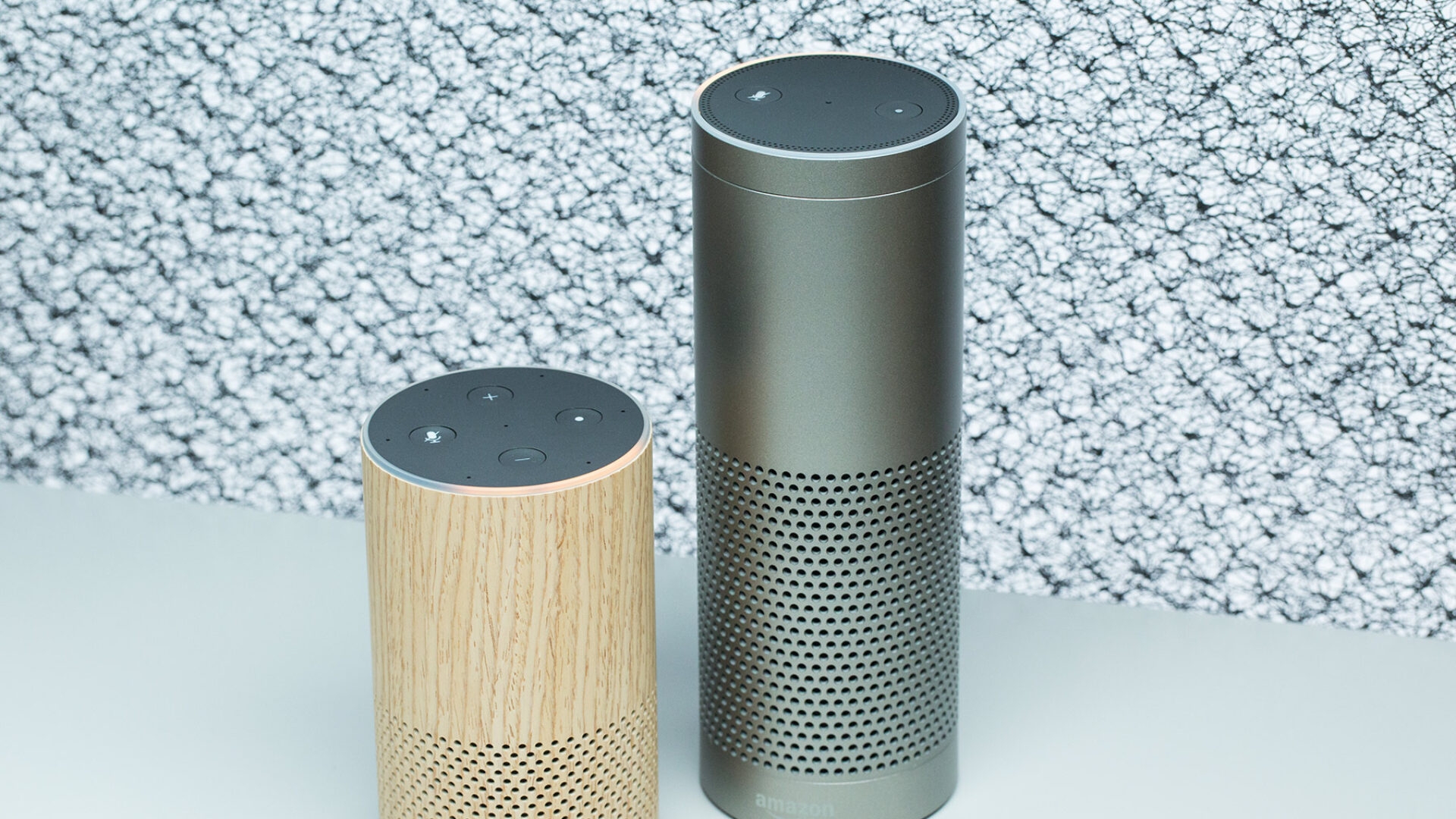 Egal, ob euer Amazon Echo ein älteres Modell ist: Spotify Connect funktioniert sogar mit der 1. Generation! Egal, ob euer Amazon Echo ein älteres Modell ist: Spotify Connect funktioniert sogar mit der 1. Generation!