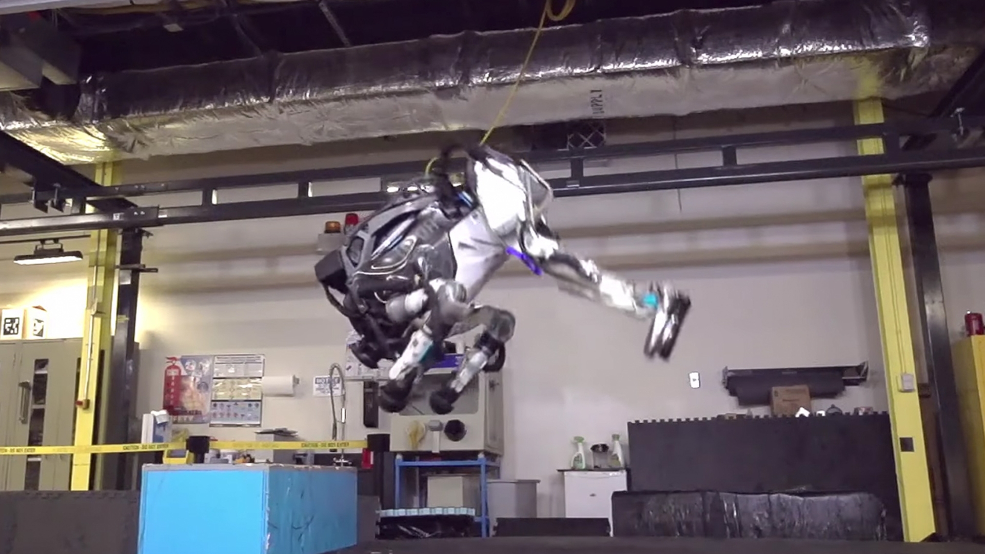 What's new, Atlas? Roboter Backflip