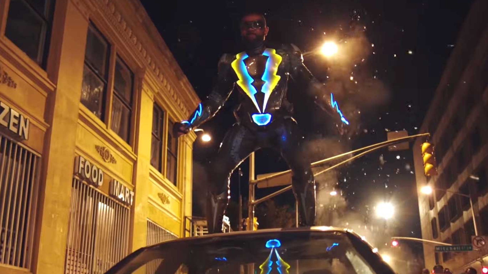 "Black Lightning" kehrt aus dem Ruhestand zurück