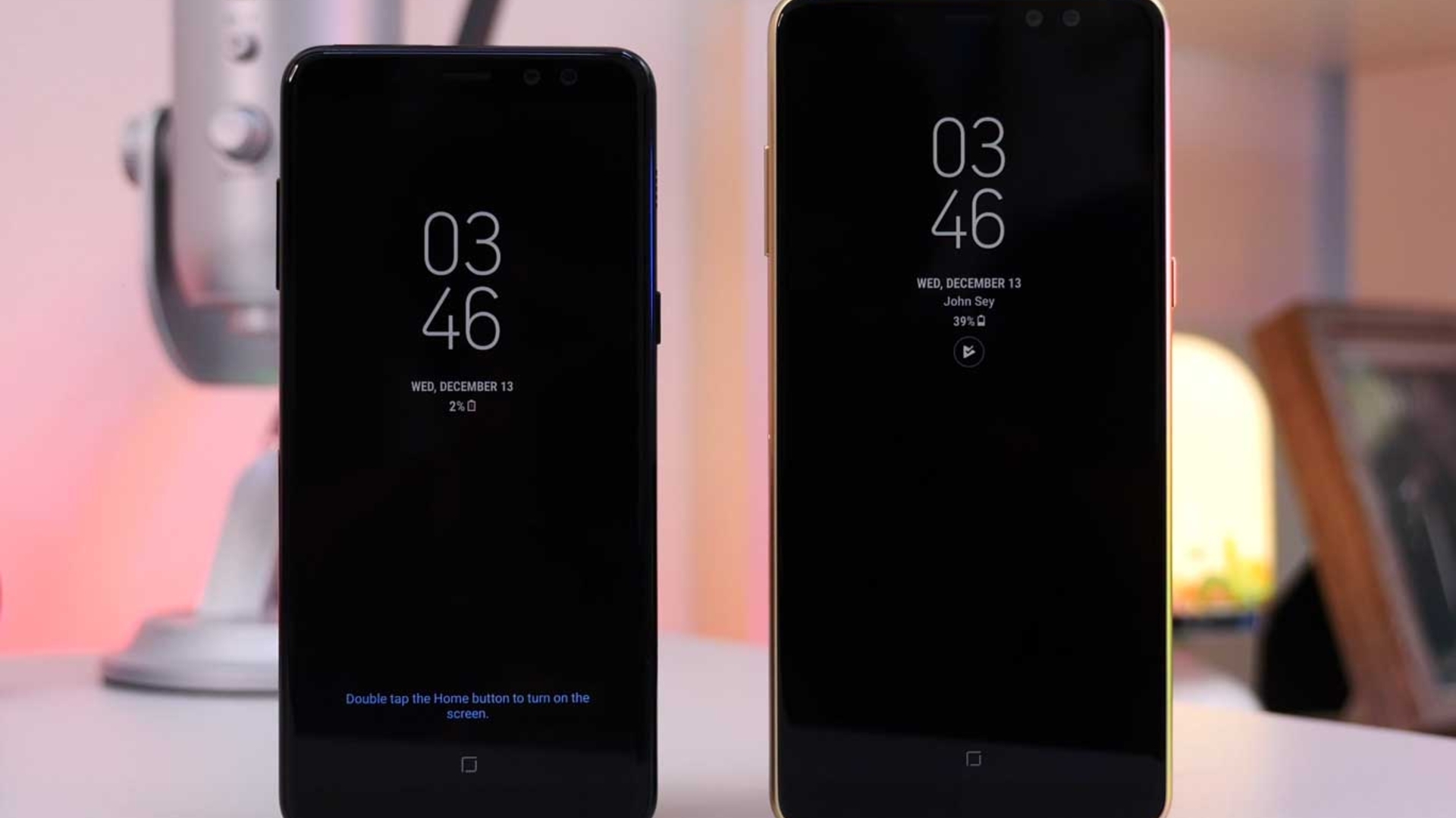 Galaxy A8 und Galaxy A8 Plus nebeinenander