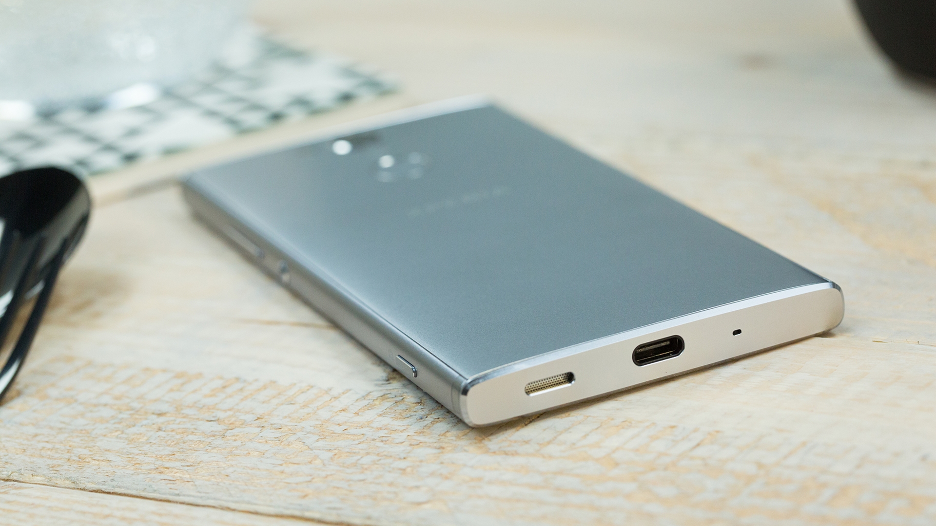 Sony Xperia XA2 Sony Xperia XA2