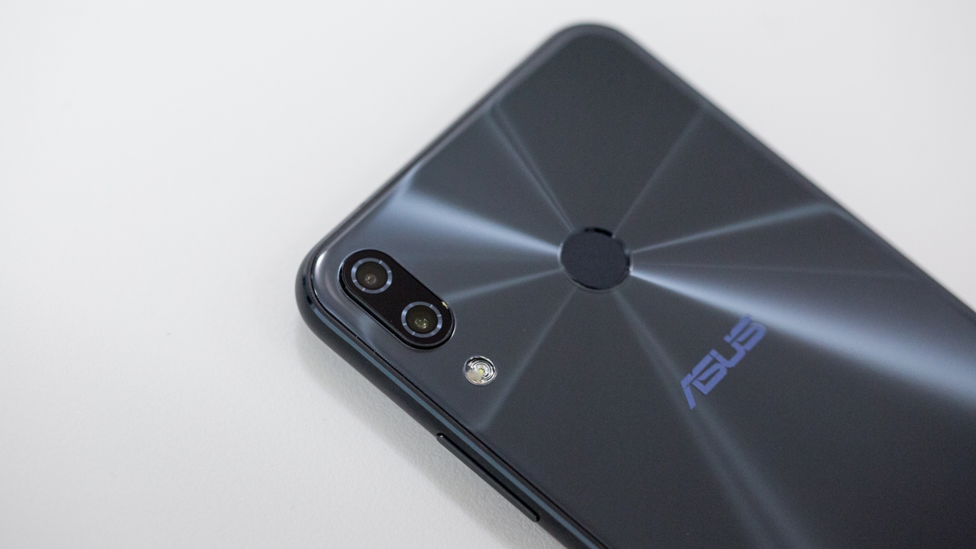 Asus Zenfone 5 Asus Zenfone 5