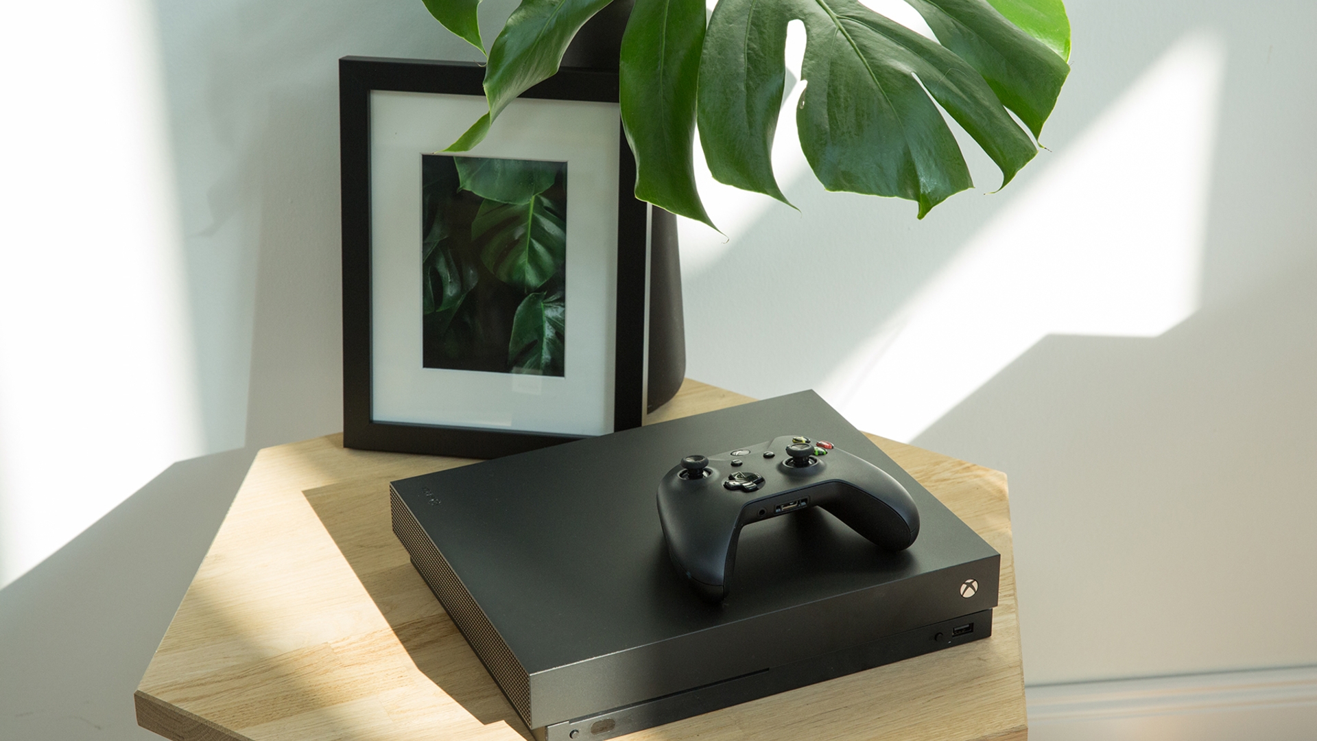 Xbox One X Xbox One X