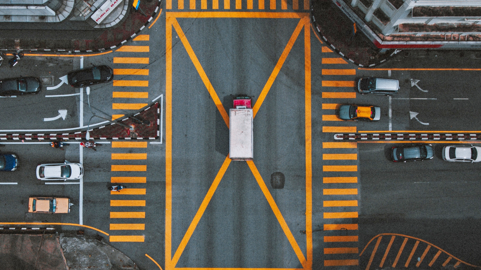 Strasse, Kreuzung, autonomes Fahren, Auto, KI, AR Strasse, Kreuzung, autonomes Fahren, Auto, KI, AR