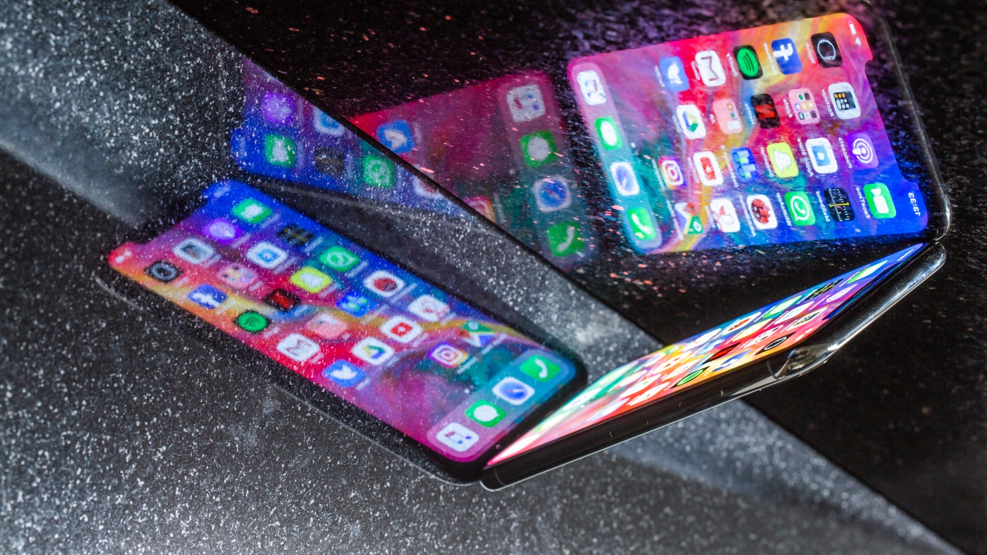 iPhone 2018 iPhone X spiegelt sich