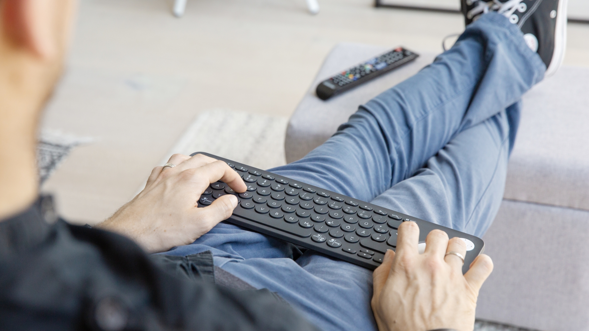 Logitech TV K600 Logitech TV K600