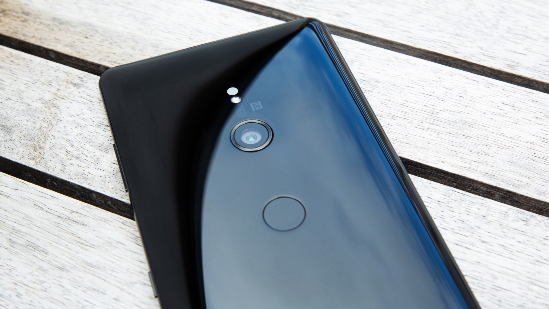 Sony Xperia XZ3 Die Kamera und der Fingerabdrucksensor des Sony Xperia XZ3