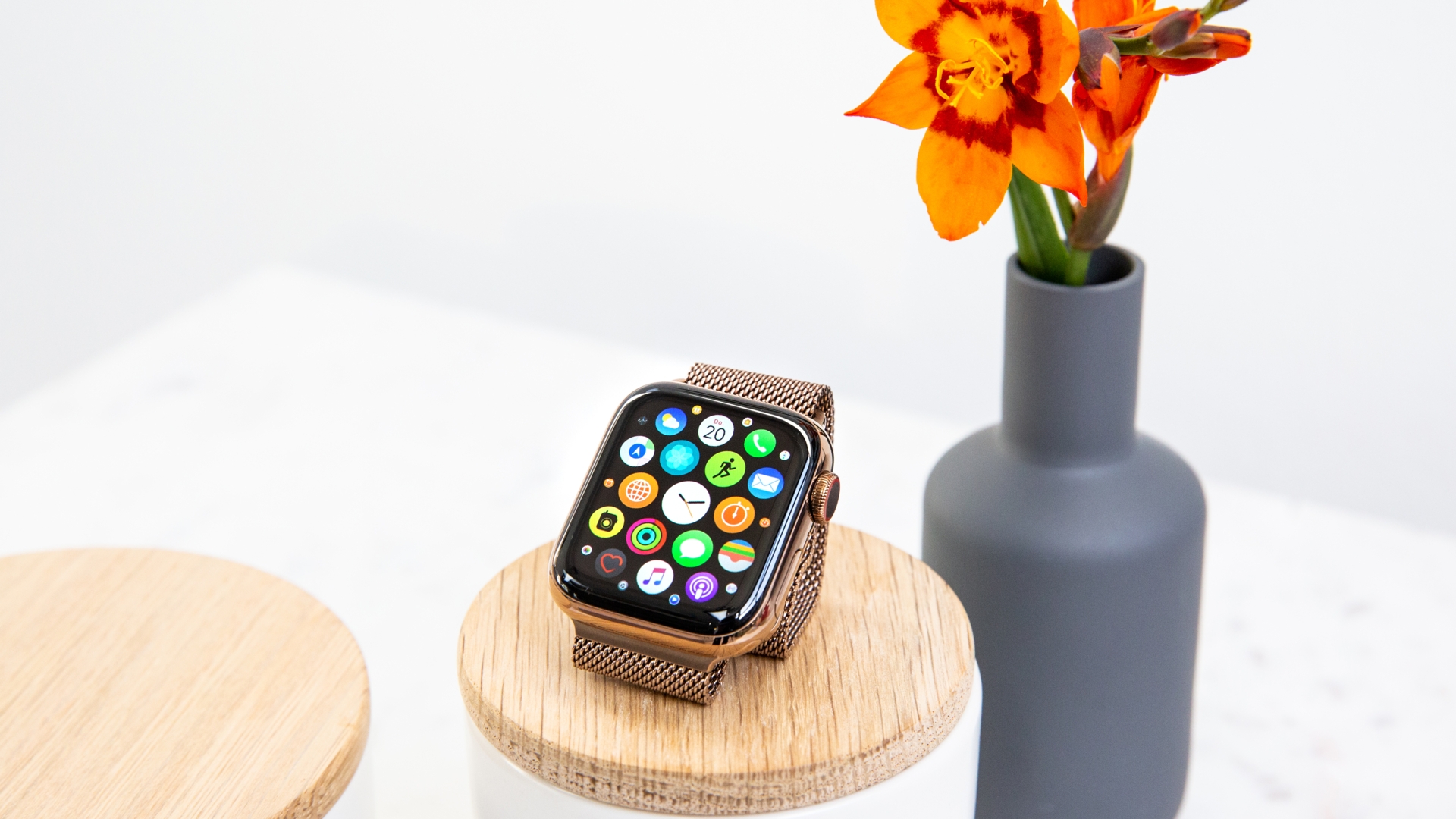 Apple Watch Series 4 Apple Watch Series 4