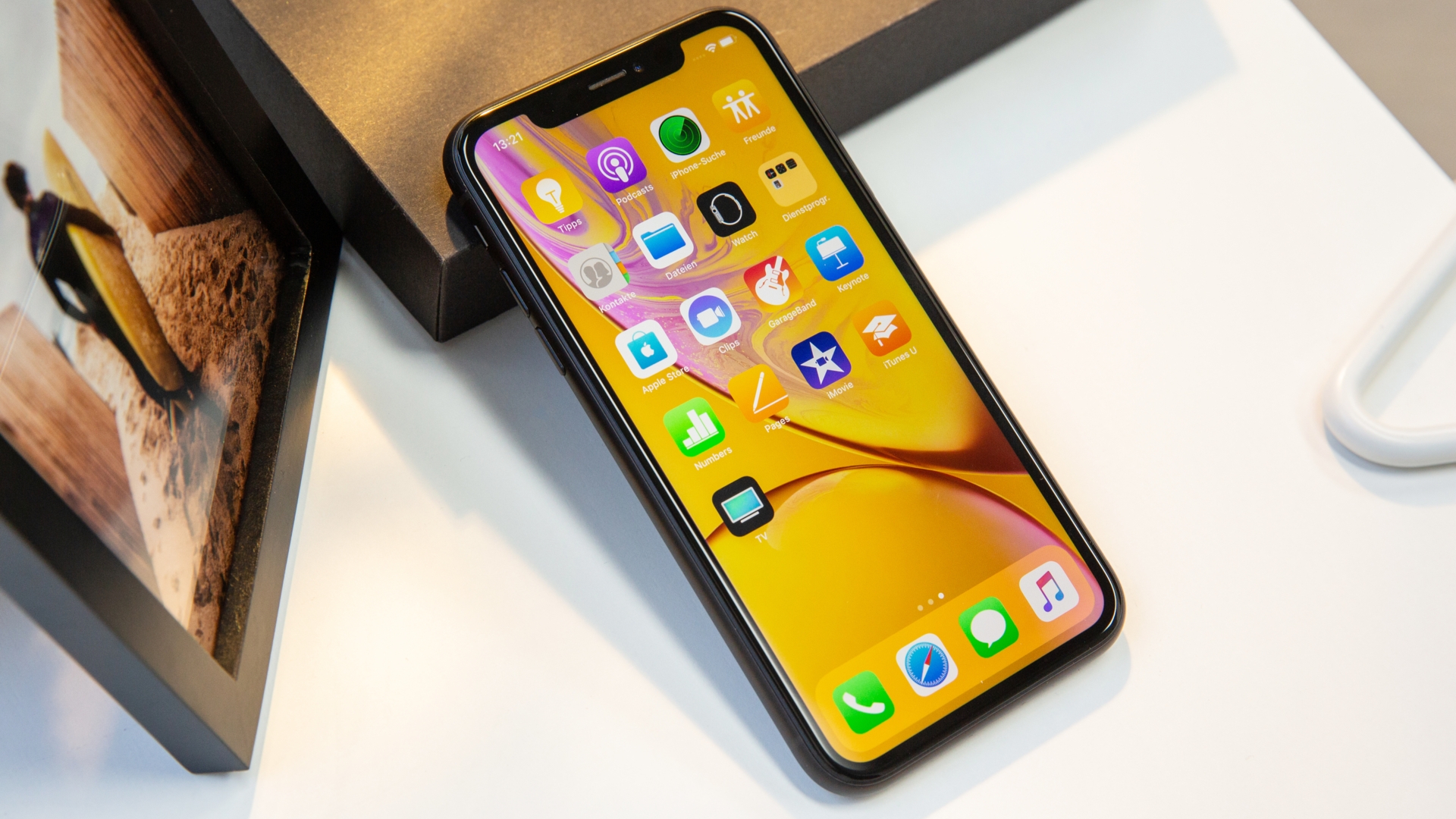 Apple iPhone Xr Apple iPhone Xr