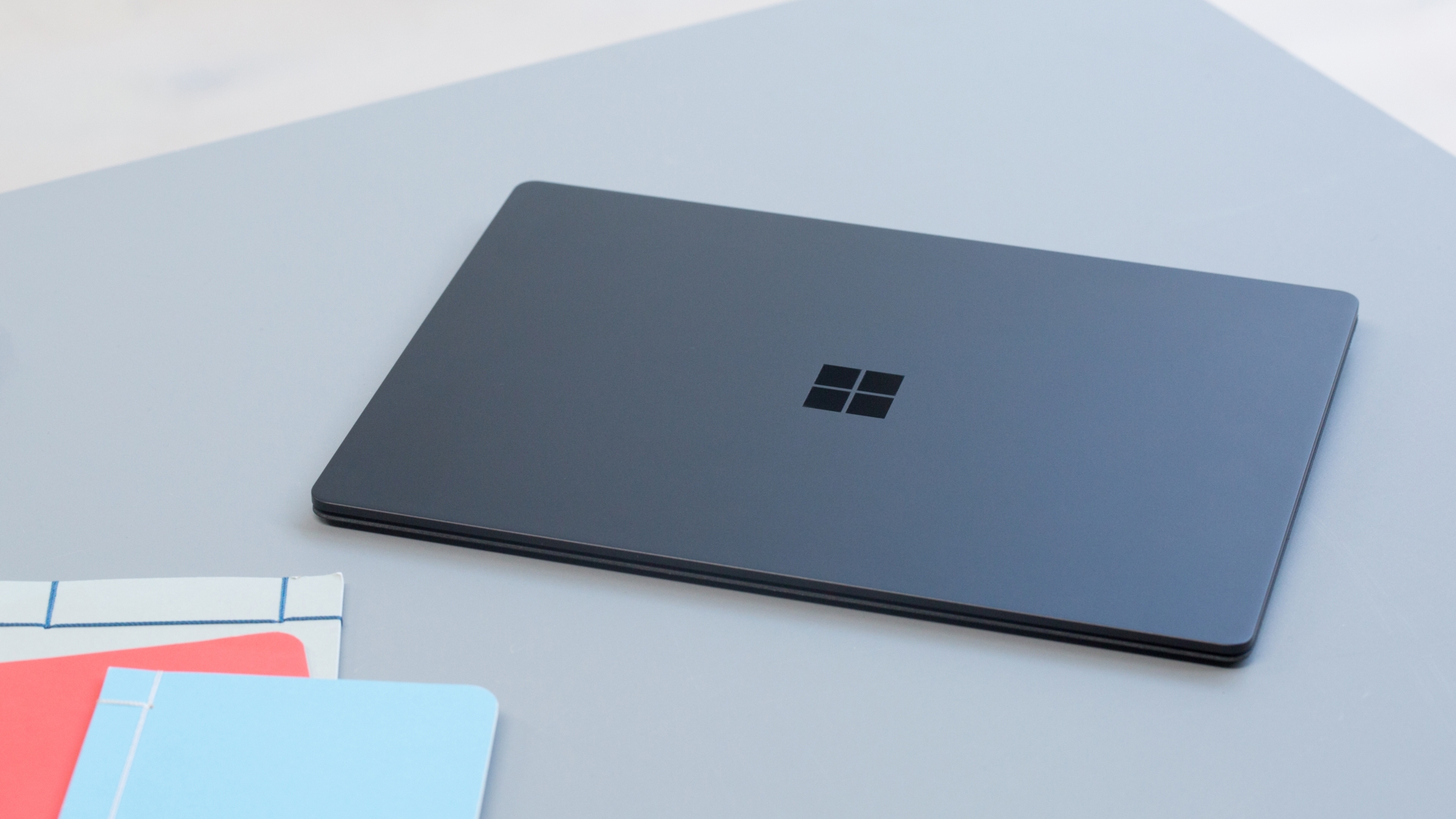 Surface Laptop 2