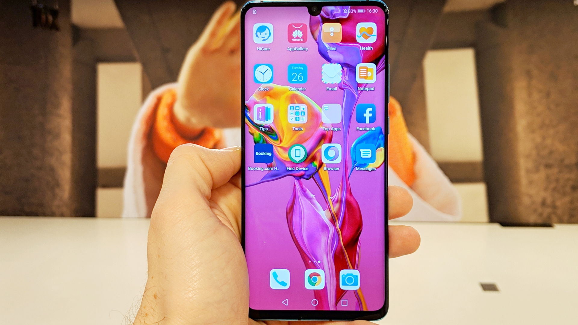Huwei P30 Pro ACHTUNG Sperrfrist 26.3.2019 Huawei P30 Pro in Hand