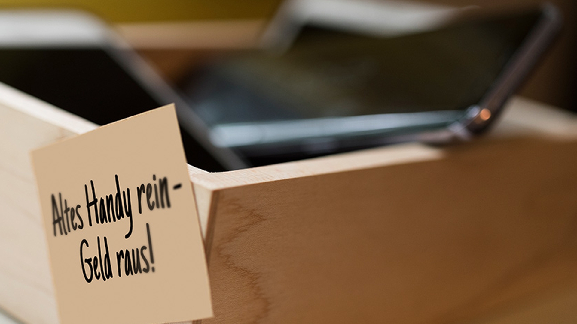 Altes Handy Stocksy Wohin mit dem alten Handy