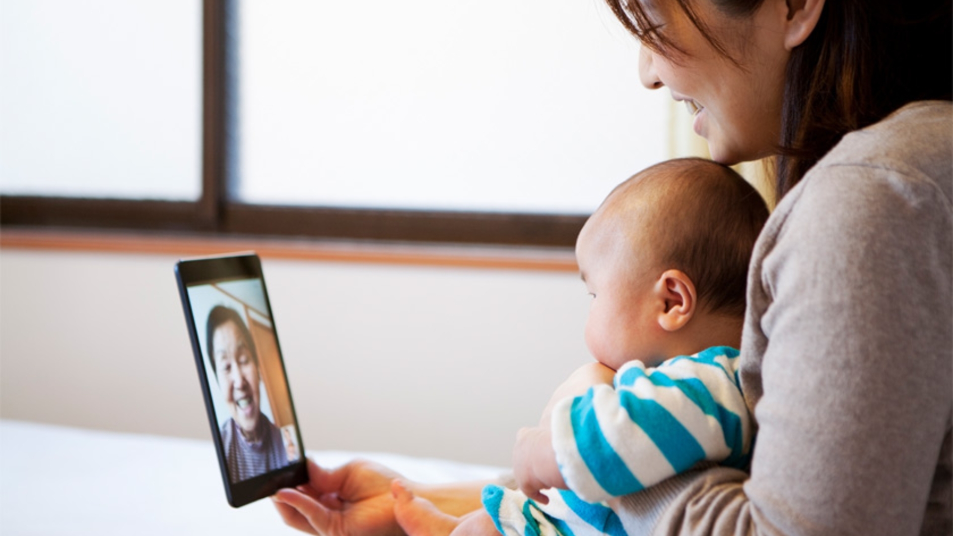 Videokonferenzsysteme im Vergleich: Zoom vs. Skype vs. Teams Videokonferenzsysteme im Vergleich: Zoom vs. Skype vs. Teams