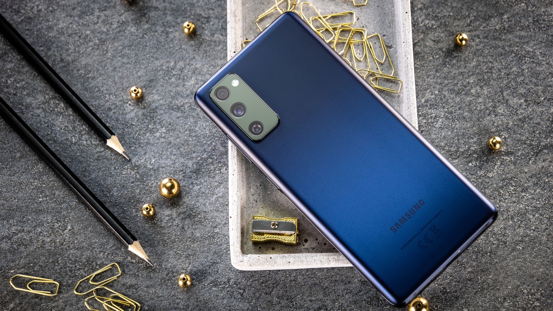 Galaxy S20 Fe Back Galaxy S20 FE