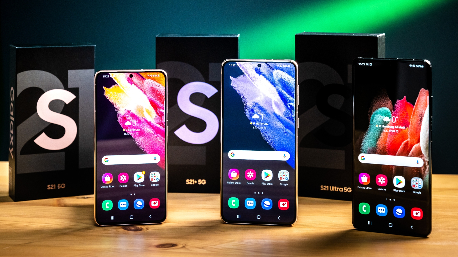 Galaxy S21 alle von vorne Alle Galaxy-S21-Modelle nebeneinander