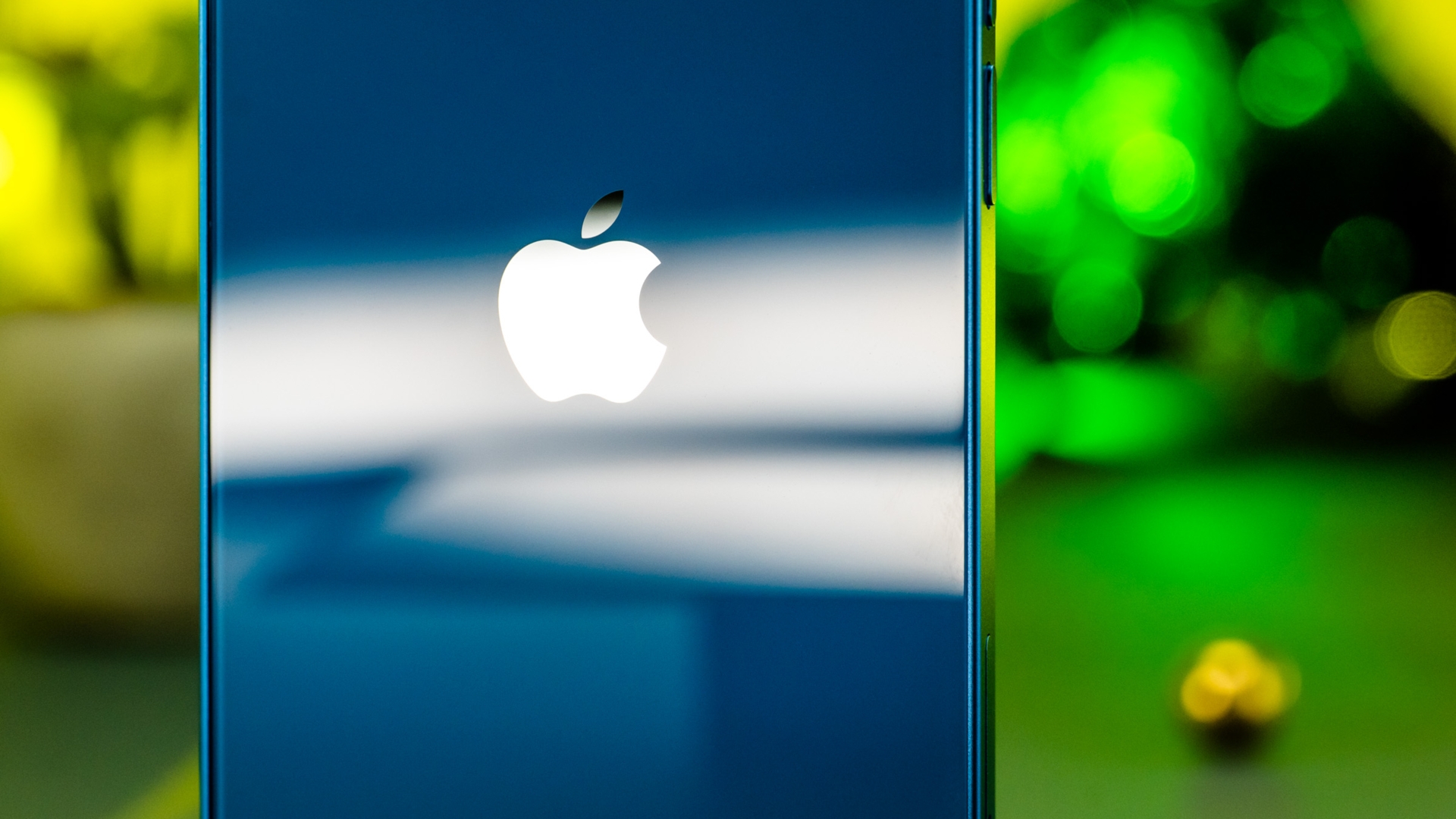 Das iPhone 13 mini war Apples letztes mini-Modell iPhone 13 mini Apple Logo