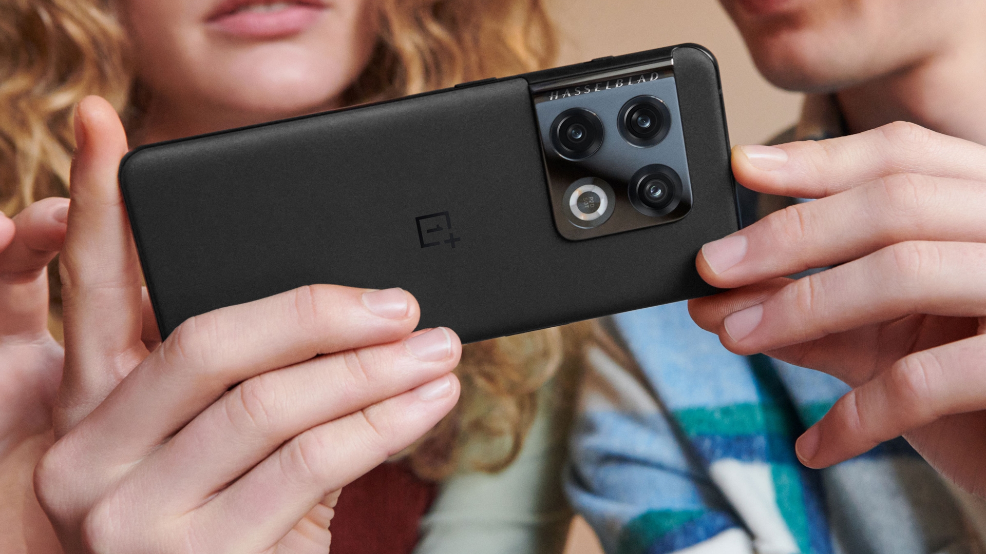 oneplus-10-pro-blitz OnePlus Blitz