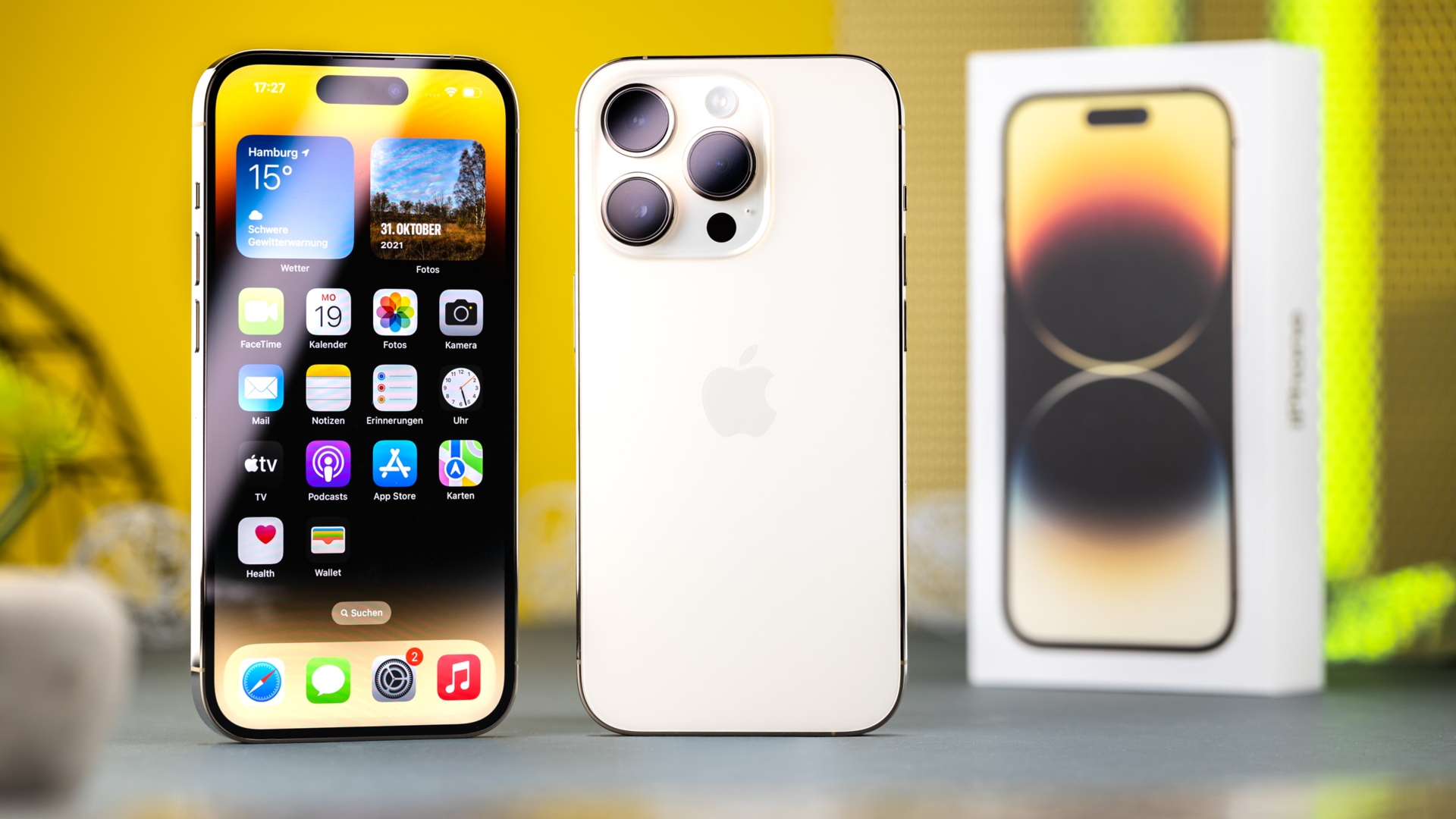 Ein neues iPhone allein reicht langfristig womöglich nicht für Apple Intelligence iPhone 14 Pro mit Karton