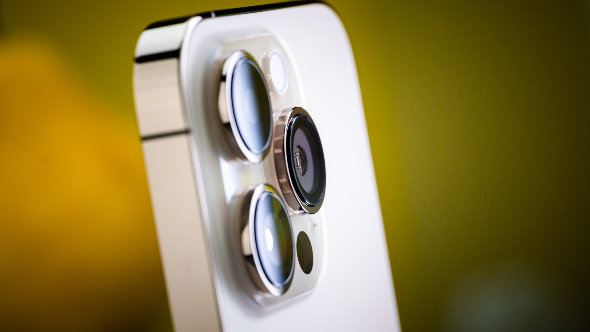 Laut einem Experten plant Apple einige Upgrades für die Zoom-Kamera iPhone 14 Pro Kamera