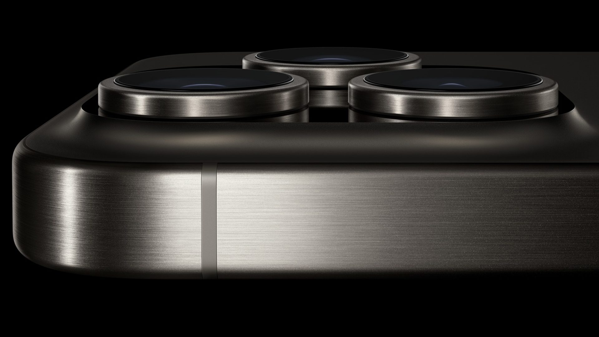 Titan hat Apple erstmals beim iPhone 15 Pro (Max) eingesetzt (Bild) Die Kamera des iPhone 15 Pro Max