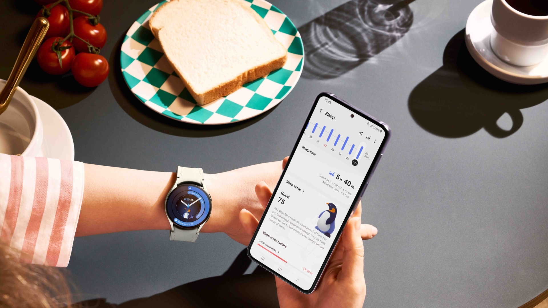 Die Galaxy Watch FE hat offenbar deutlich dickere Ränder als die Watch 6 (Bild) Samsung Galaxy Watch 6 am Handgelenk