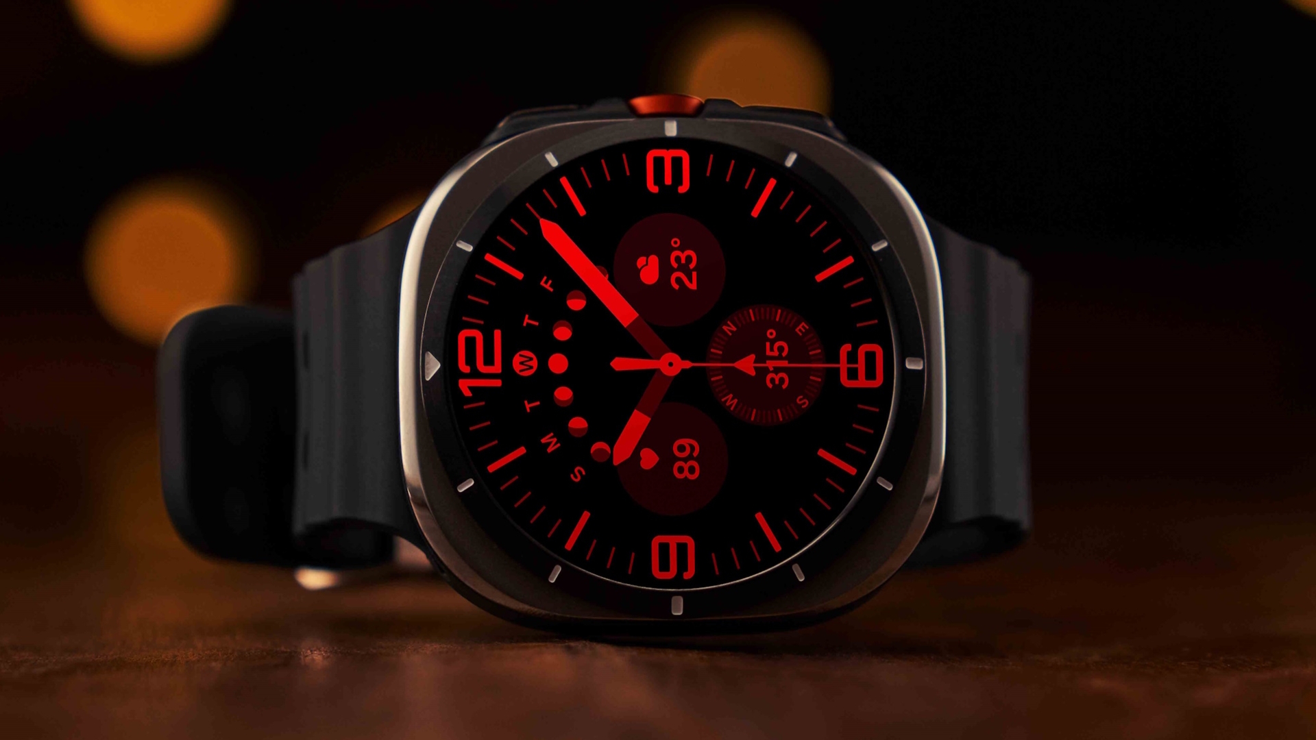 Die Galaxy Watch Ultra (Bild) ist für Extremsportler gedacht Samsung Galaxy Watch Ultra