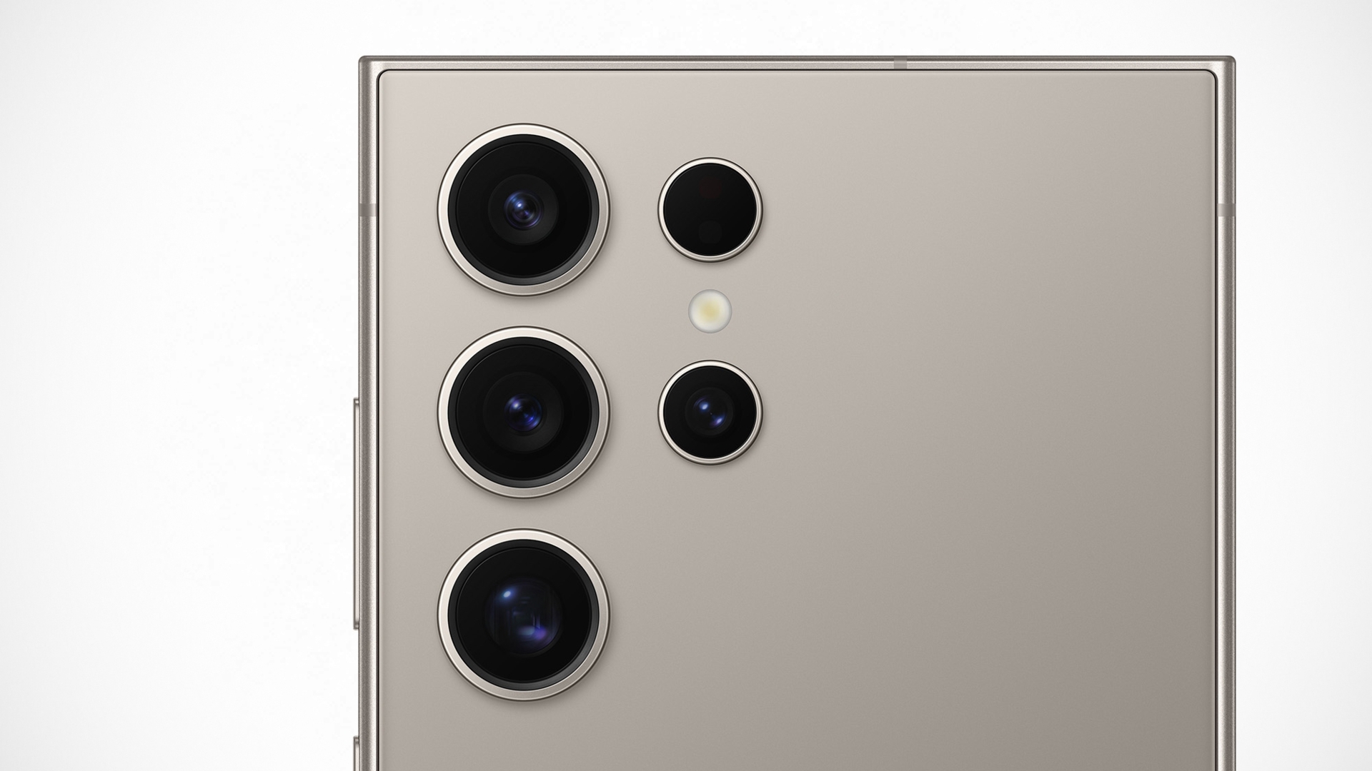 Die Kamera des S25 Slim erinnert an das S24 Ultra (Bild) Galaxy S24 Ultra Kamera