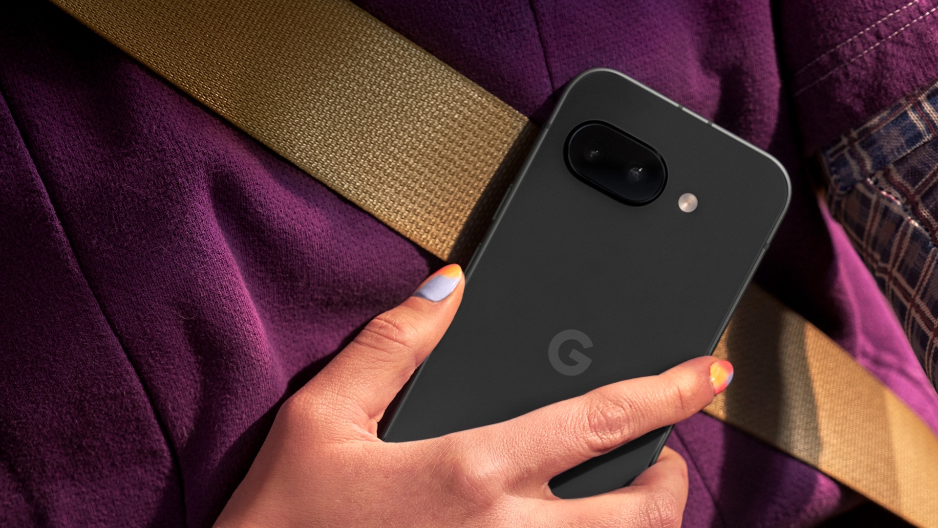 Fans des Pixel 9a müssen jetzt stark sein Google Pixel 9a: Dual-Kamera
