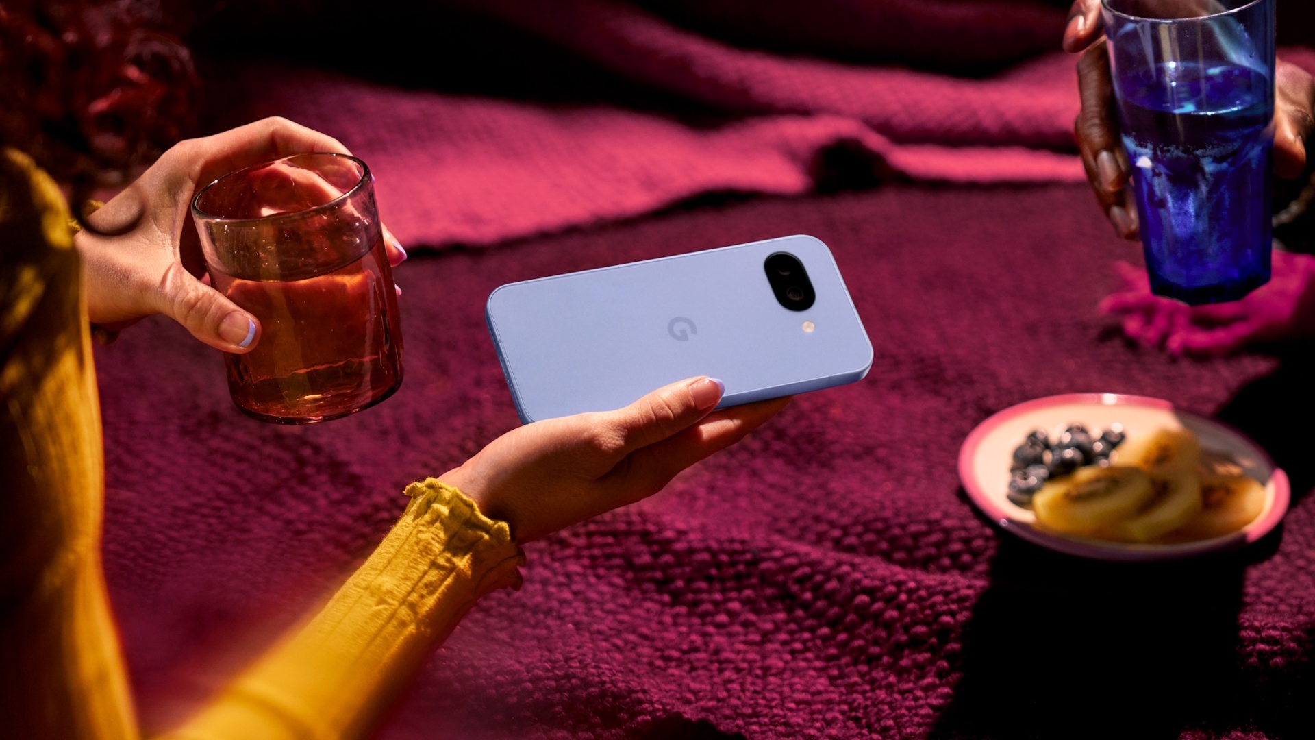 Das Google Pixel 9a kann in Tests überzeugen Google Pixel 9a in Lila