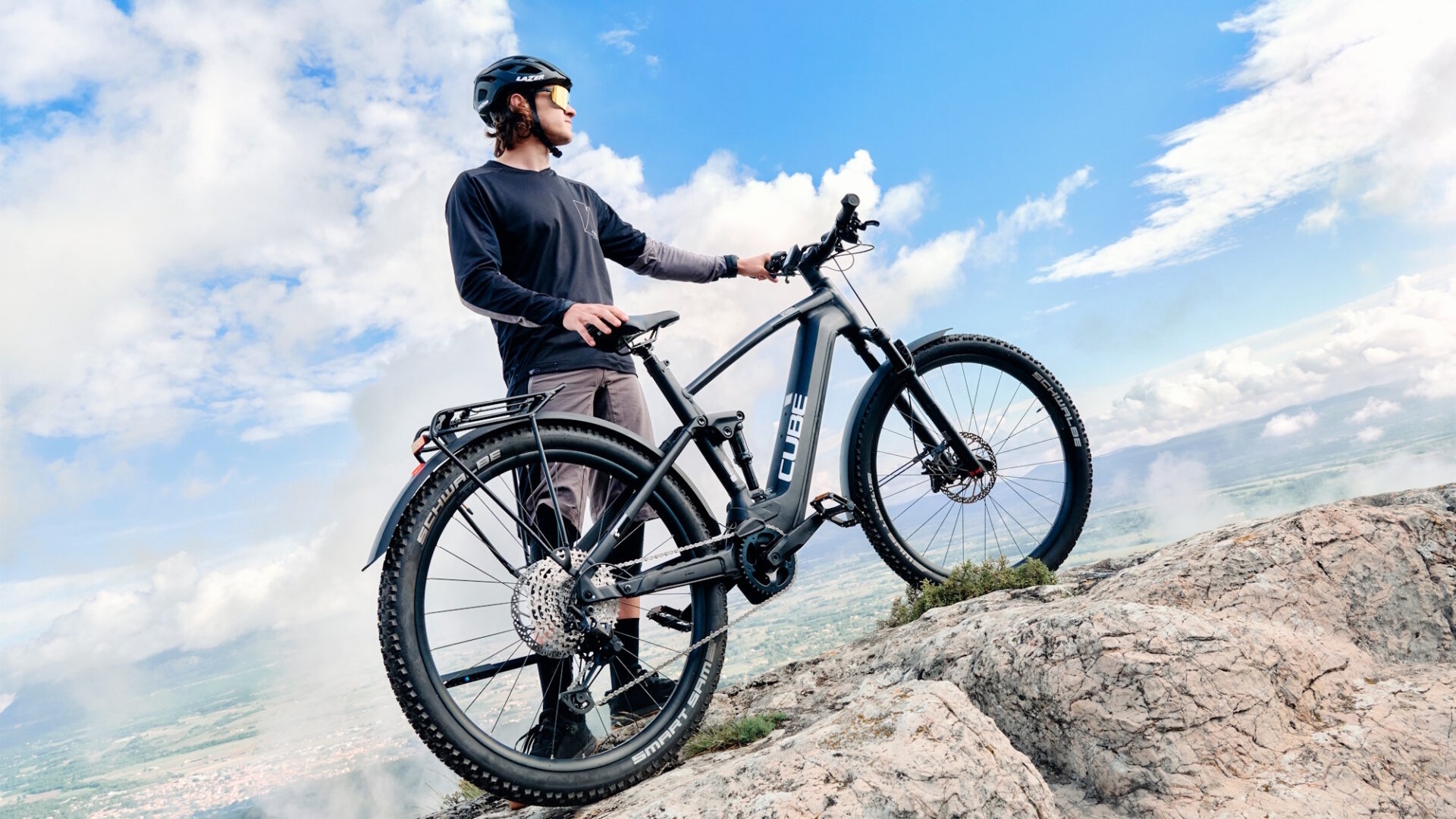 Wie wäre es mit einem stylischen E-Bike von Cube? E-Bike von Cube