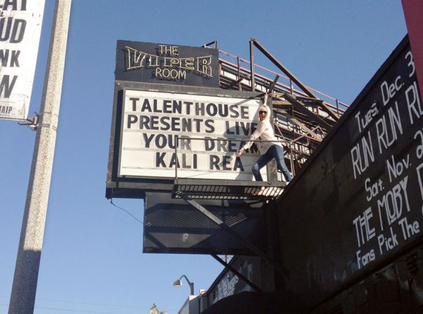 Talenthouse präsentiert Kali Rea im berühmten Viper Room in West Hollywood