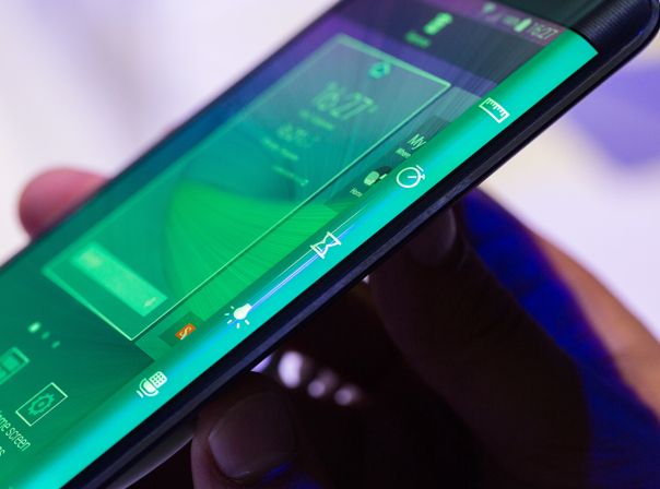 Tolles Designelement: das Samsung Galaxy Note Edge