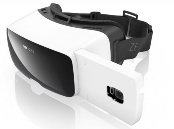 Carl Zeiss hat bisher nur selbst zwei Anwendungen für die VR One entwickelt und hofft auf Unterstützung von der Developer-Community.