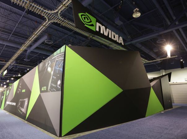 Nvidia (hier auf einer Messe) baut beim Angebot von GeForce Now um – womöglich zum Nachteil für Vielzocker Nvidia auf einer Messe