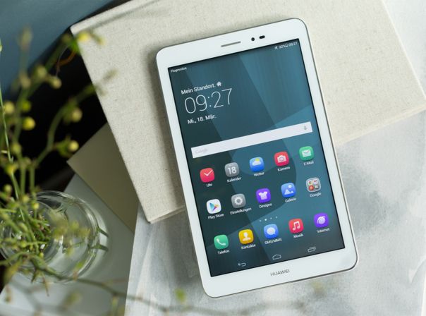 Mit der SIM-Karte im Huawei MediaPad T1 8.0 LTE surft Ihr nicht nur mobil, sondern könnt sogar telefonieren.