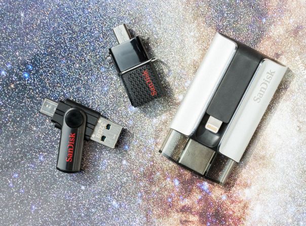 Mehr Speicherplatz für Smartphones bieten die Ultra Dual-USB-Drives und iXpand von Sandisk.