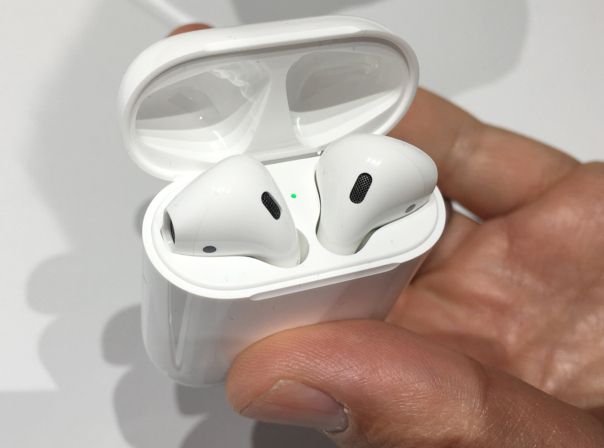 Apple AirPods