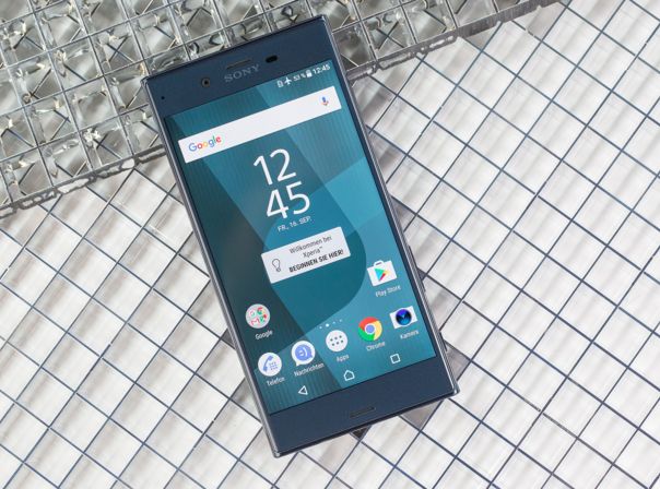 SONY Xperia XZ