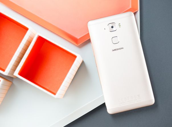 Medion LIFE X5520 Medion LIFE X5520