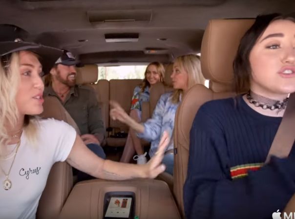 Carpool Karaoke YouTube Apple